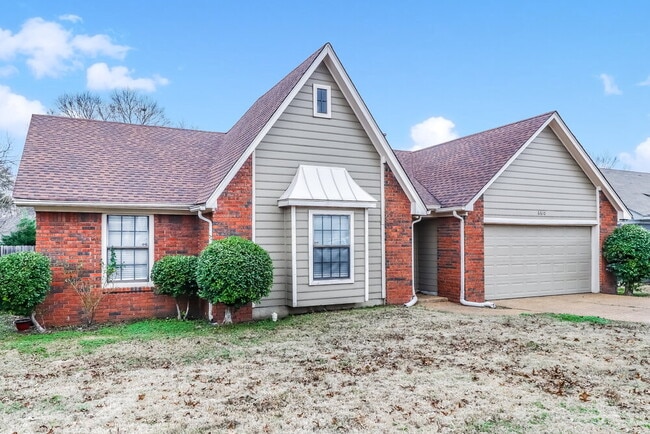 Photo - 6610 Shaker Ln