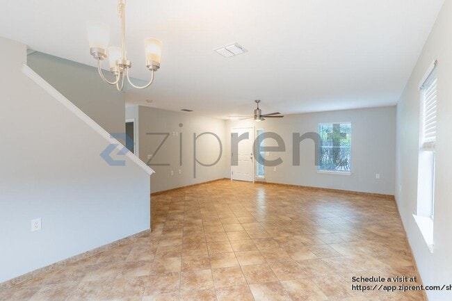 Photo - 817 Sheraton Ave