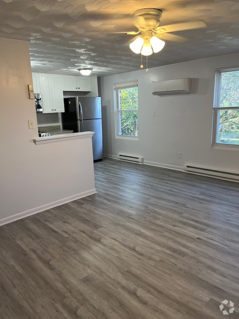 Building Photo - 1221 Hillside Ave Unit D Rental