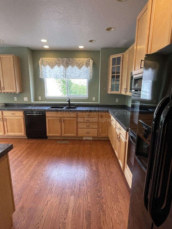 Photo - 5409 Sage Brush Dr