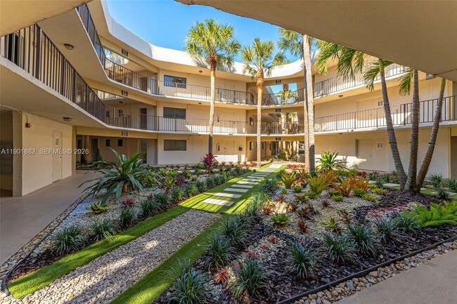 Photo - 8045 SW 107th Ave Unit 303