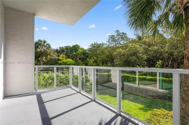 Building Photo - 15051 Royal Oaks Ln Unit 101