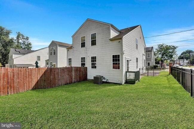 Building Photo - 156 Sweets Ave Rental