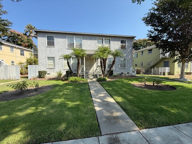 Photo - 4434 Linden Ave Unidad #3