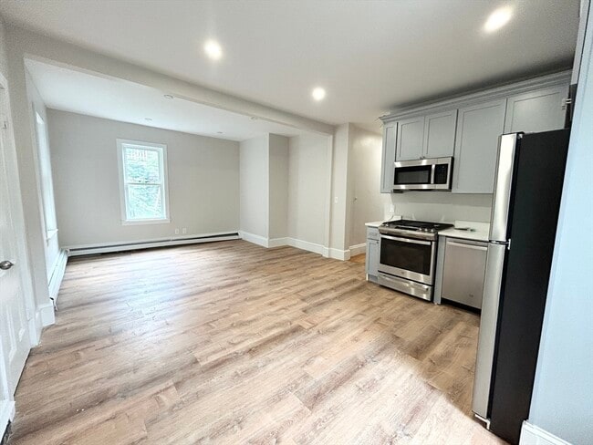 Photo - 102 Buttonwood St Unit 3