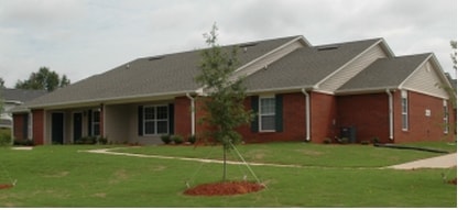 East Oaks Apartments - East Oaks Apartments