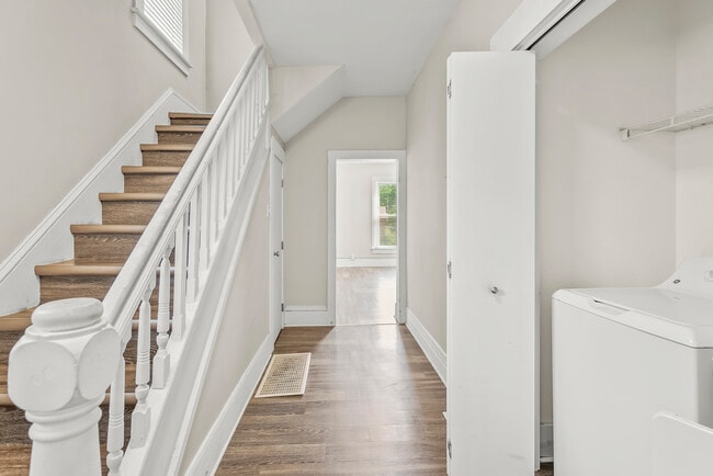 2522 Iowa St - 2522 Iowa St