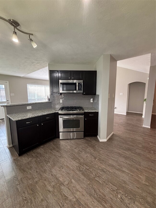 Photo - 1702 Oak Ridge Dr