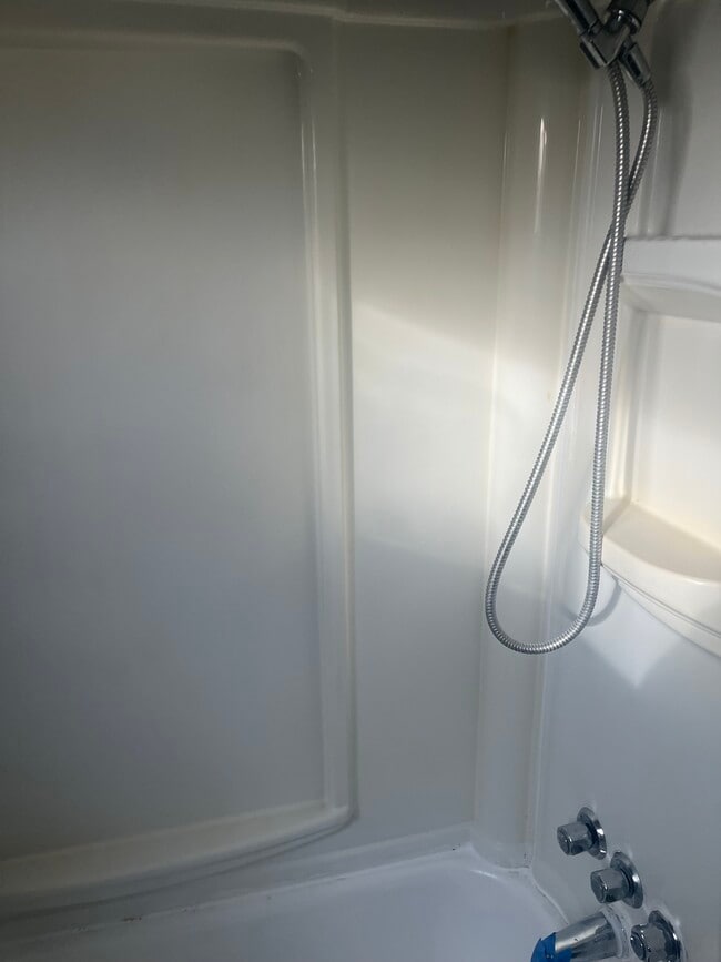 Photo - 1342 Koebel Rd