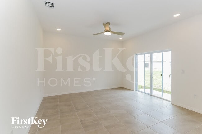 Photo - 125 Windsor Reserve Dr