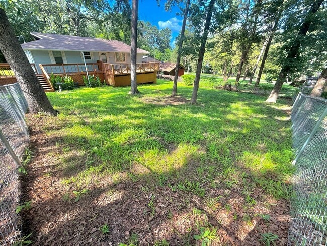 Building Photo - 22675 Lakeway Harbor Dr Rental