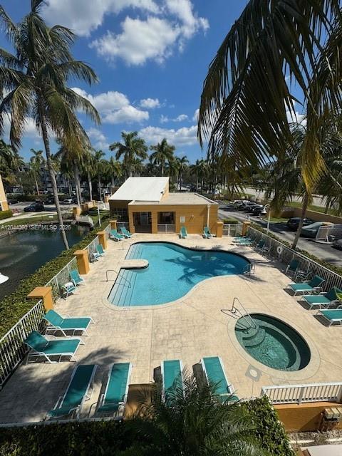 Photo - 1450 SE 3rd Ave Unidad 302