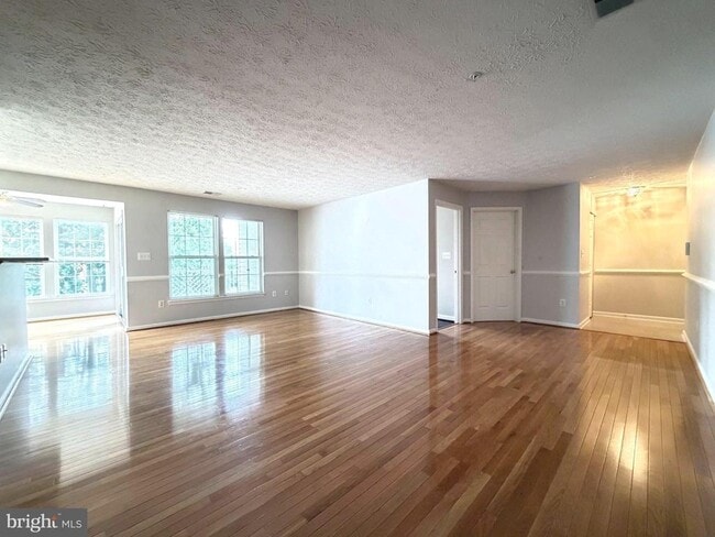 Building Photo - 2408 Autumn Harvest Ct Unit 202