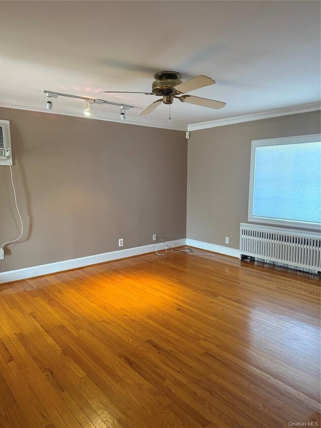 Photo - 35 Midwood Ave