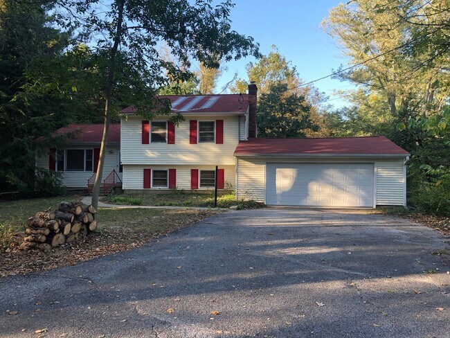 1235 E Matlock Rd