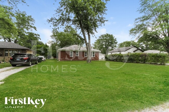 Photo - 21939 Millard Ave