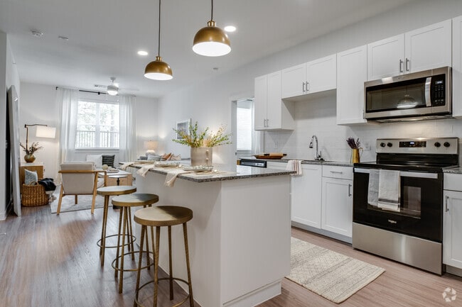 2BR, 2BA - 1108SF