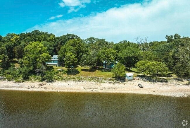 Building Photo - 1 Golden Eagle Ferry Rental
