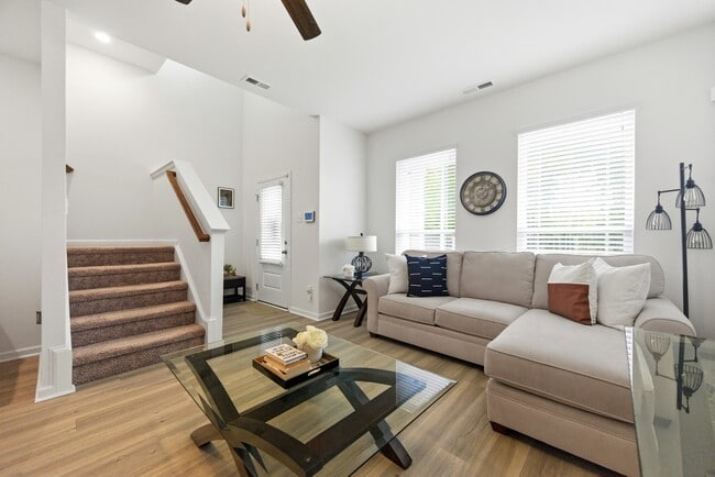 Photo - 1615 Independence Blvd