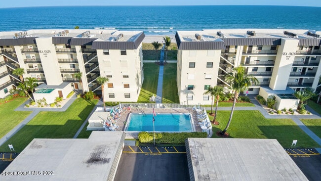 Building Photo - 4570 Ocean Beach Blvd Unit 106 Rental