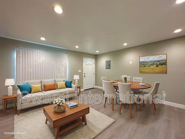 Building Photo - 7102 1/2 S. Figueroa St.