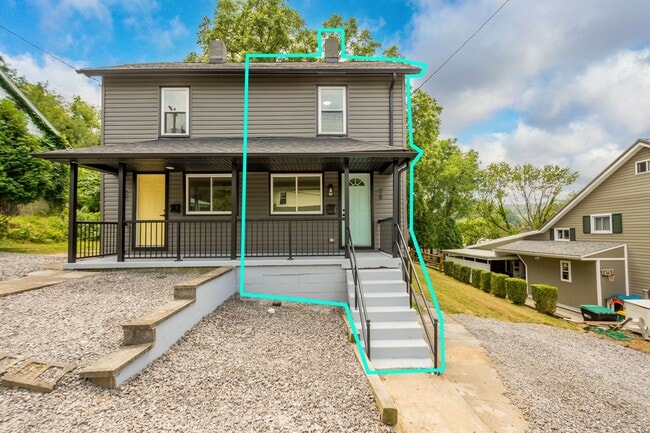Building Photo - READY FOR MOVE IN! FULLY RENOVATED 2-BEDRO... Rental