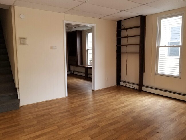 Sala de estar - Unidad 1 - 193 N Fairview St Apartamentos Unidad 1