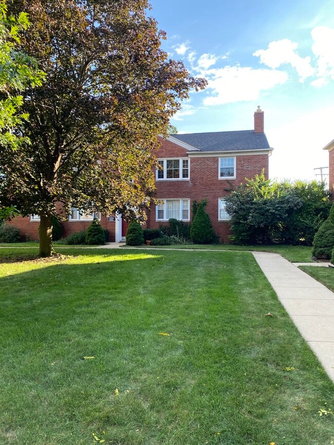 Photo - 21909 Snow Ave Unit I-4