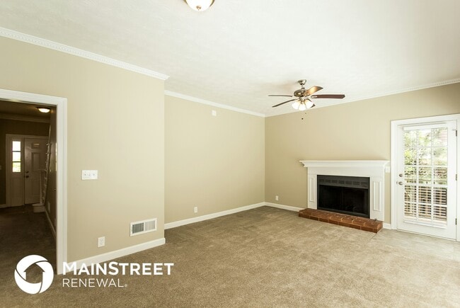 Photo - 1177 Justin Ln