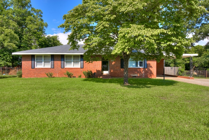 Photo - 4406 Traylor St