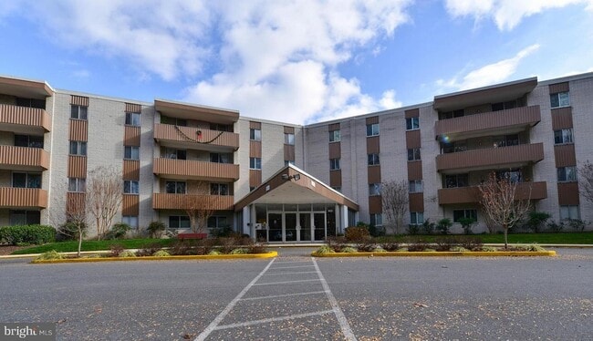 Photo - 7505 Democracy Blvd Unidad A427 Rental