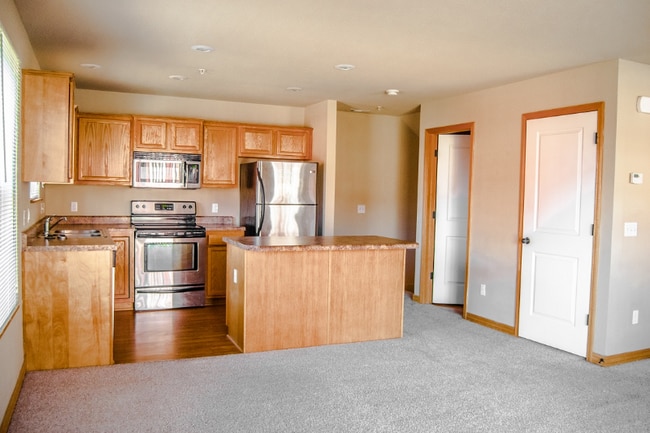 Photo - 2864 W Lakewood Dr