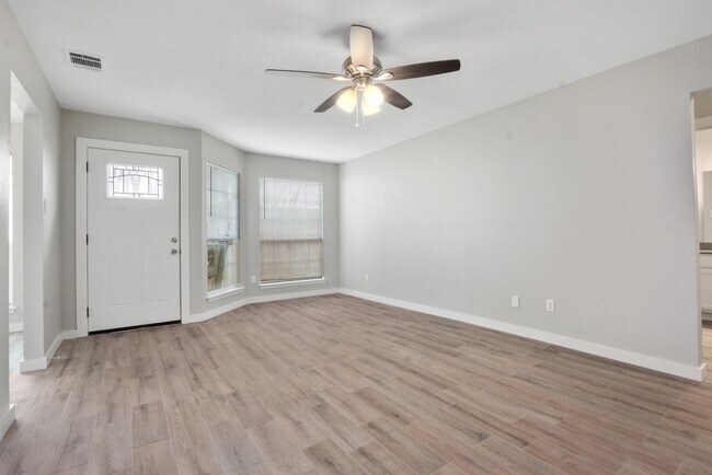 Photo - 9011 Sanger Dr