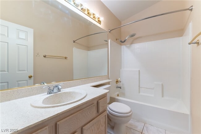 Building Photo - 2301 Pacific Creek St Rental
