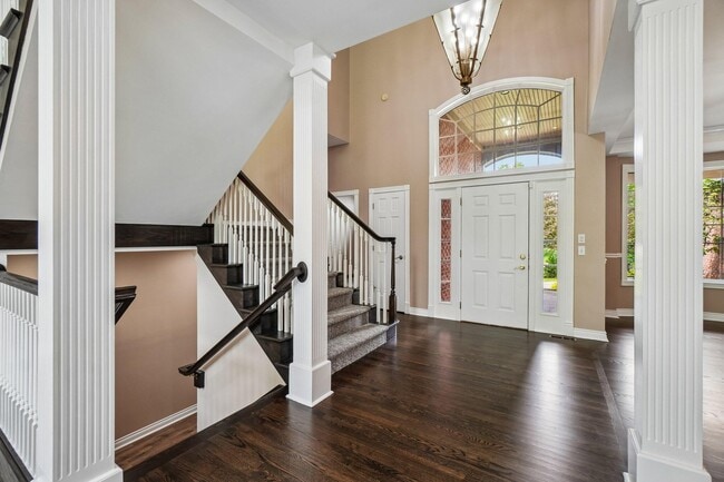 Photo - 1819 Brookview Dr