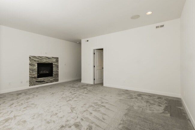 Photo - 7717 S 115th Pl