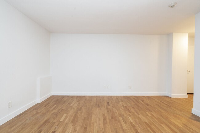 Photo - 95 Jameson Ave Unit 103