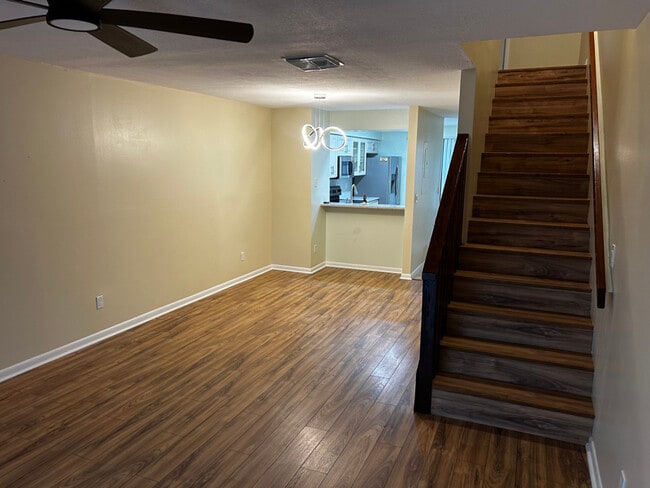 Photo - 3583 Whispering Oaks Ln