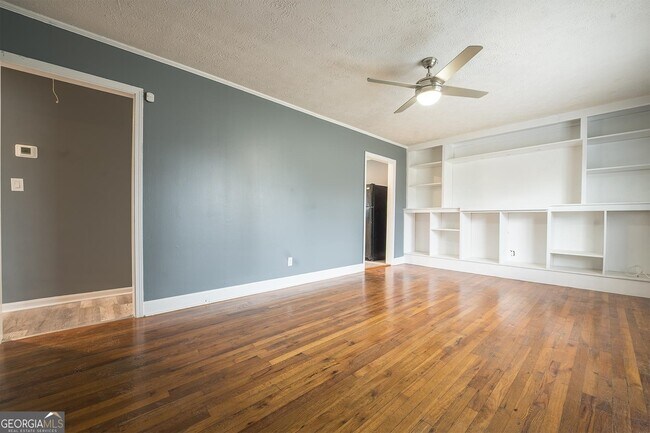 Photo - 8449 Fairview Dr