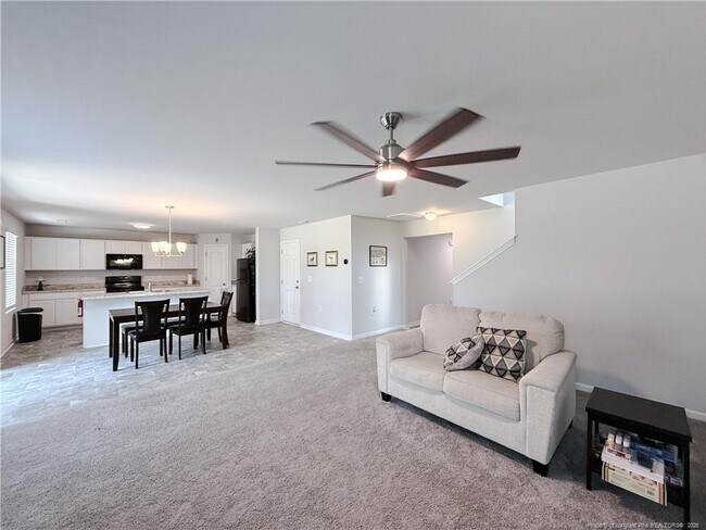 Photo - 161 Desert Orchid Cir