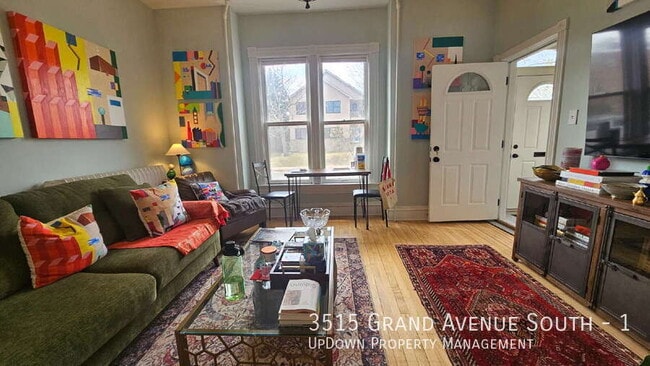 Photo - 3515 Grand Ave S Unidad 1