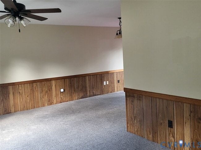 Photo - 206 Spring Dr