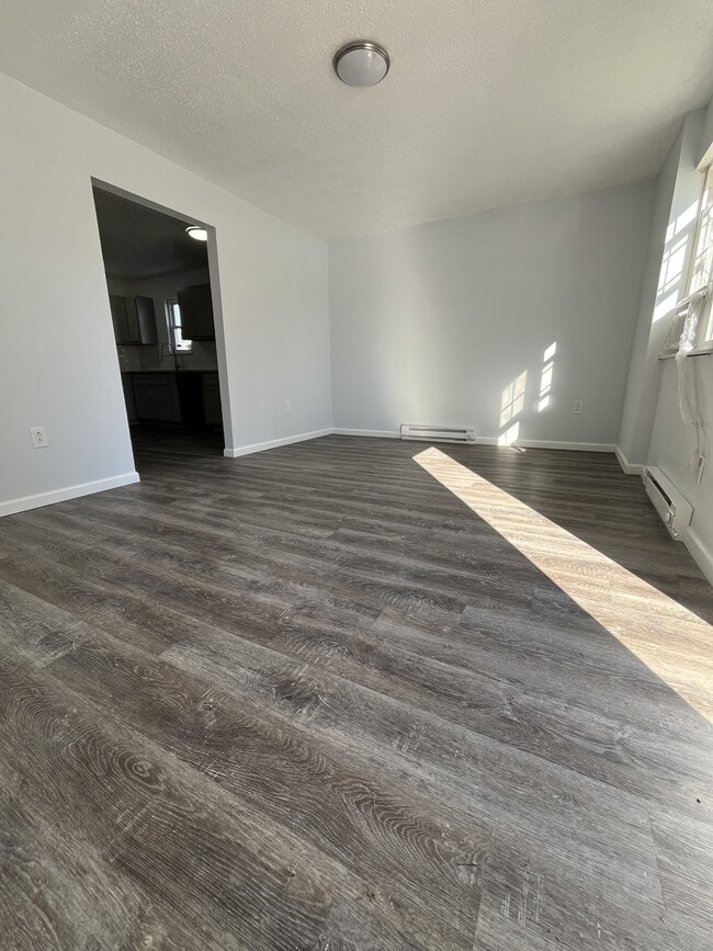 Photo - 119 S 8th St