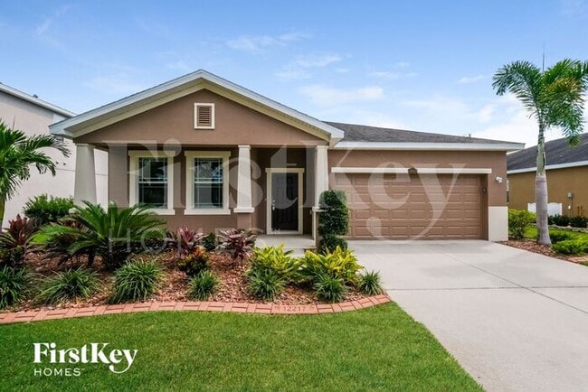 Building Photo - 12217 Fairlawn Dr Rental