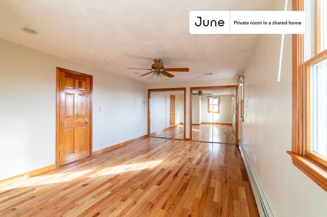 Photo - Room in Shared 5 bed/2 bath home Unidad D