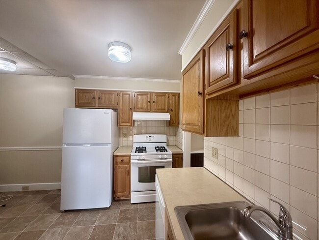 Photo - 70 Tremont St Unit 2R