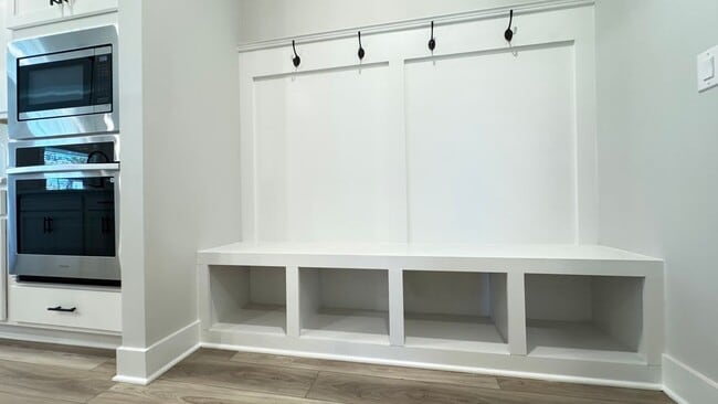 Photo - 5343 Milford Dr