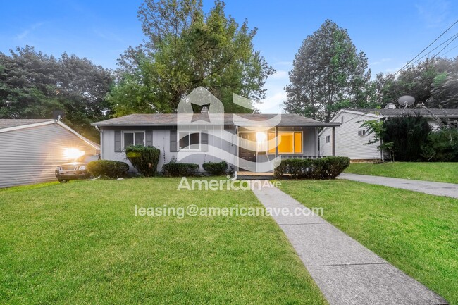 Building Photo - 2022 Bergan St