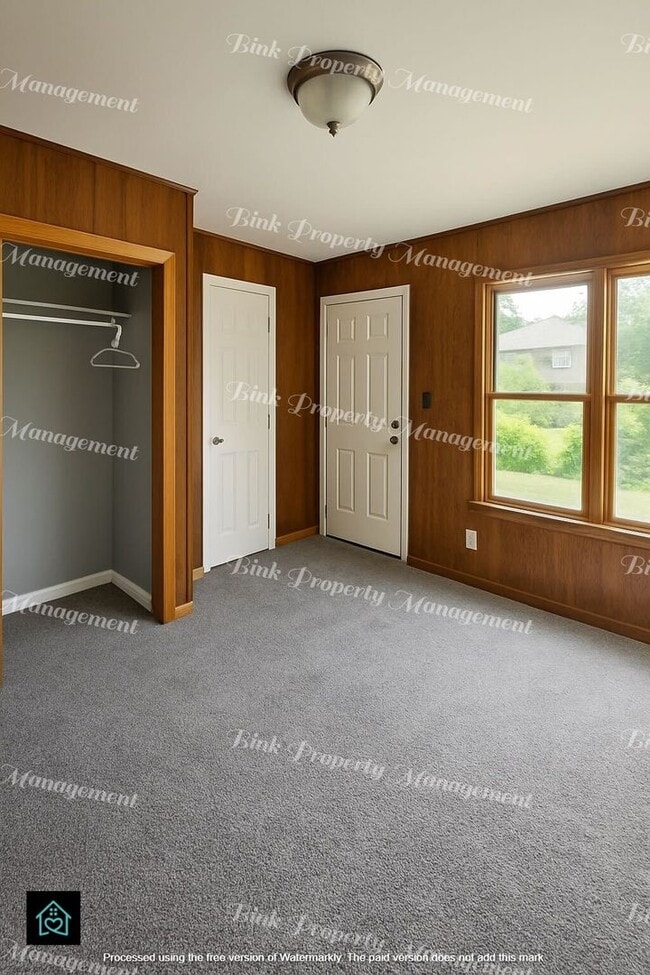 Photo - 5943-5945 Lakeview Unit 5943 Lakeview