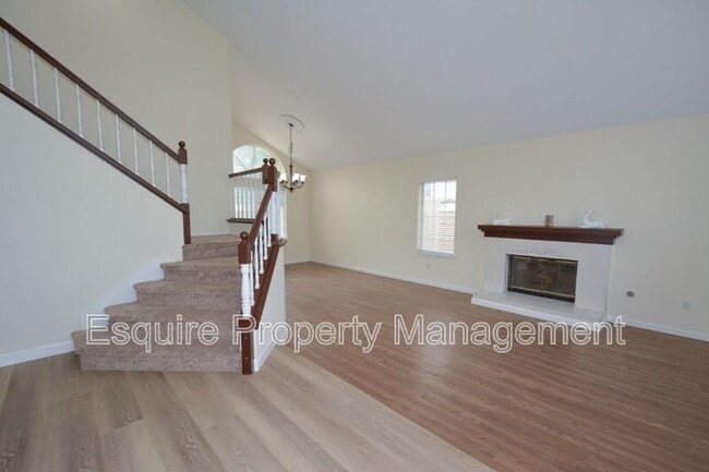 Photo - 1906 Kensington Ln